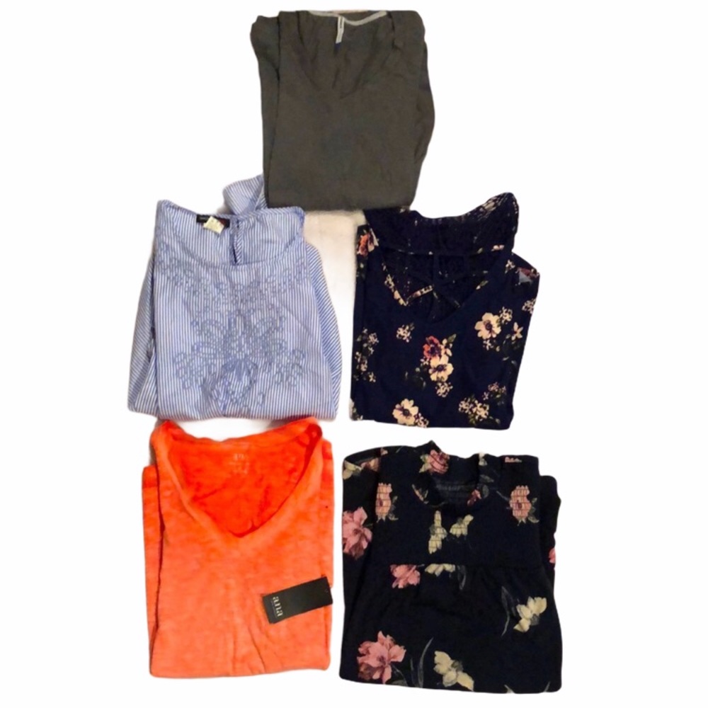 🌵Bundle of tops (see second pic)